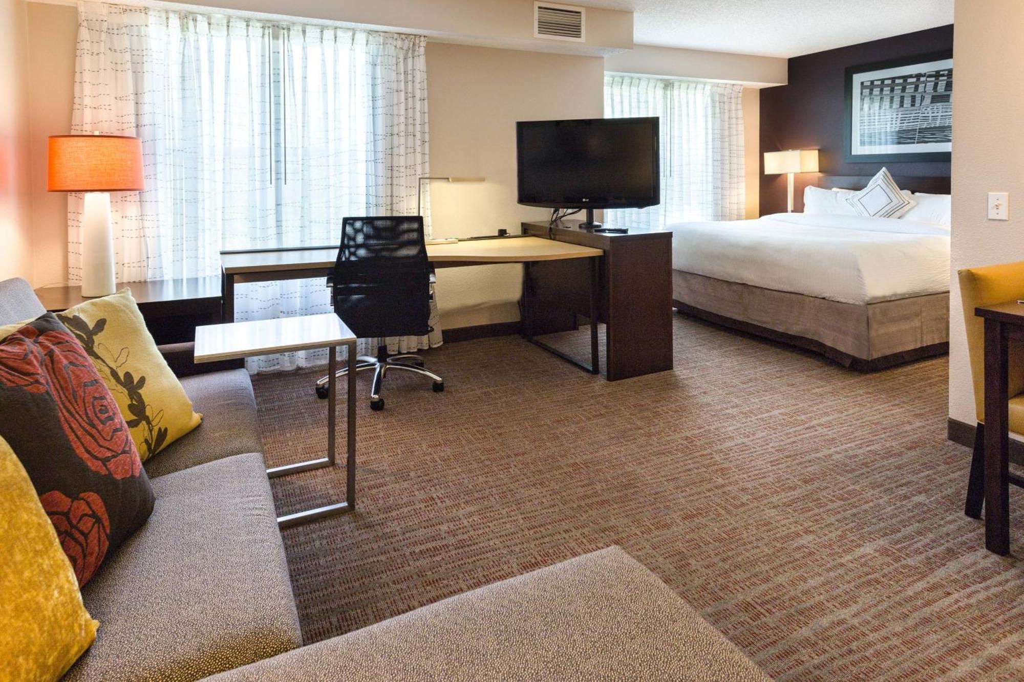 Residence Inn By Marriott Форт Колинс Екстериор снимка